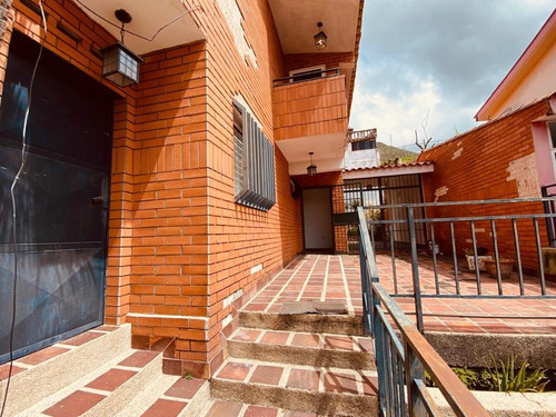 Imagen 2 de 9 de En Venta Casa En Carialinda Naguanagua 04127439408