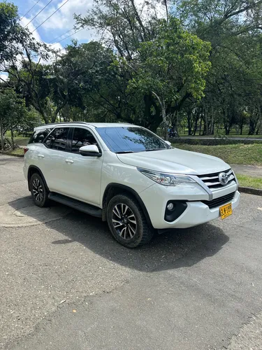 Toyota Fortuner 2.4 Street At 7As
