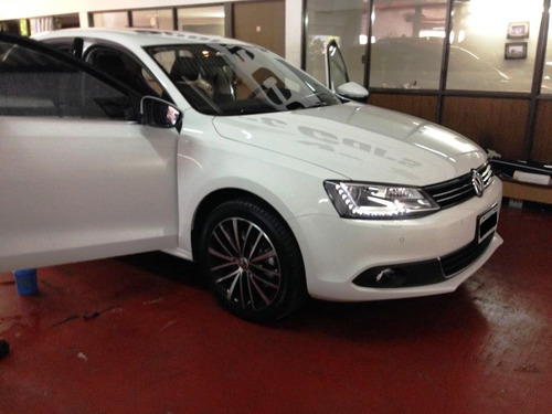 Volkswagen Vento 2.0 Tsi Dsg 211 Cv 2013 (línea Nueva Led)