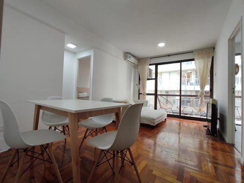 Muy Buen 2 Ambientes Con Balcón Y Cochera En Belgrano. Departamento En Venta