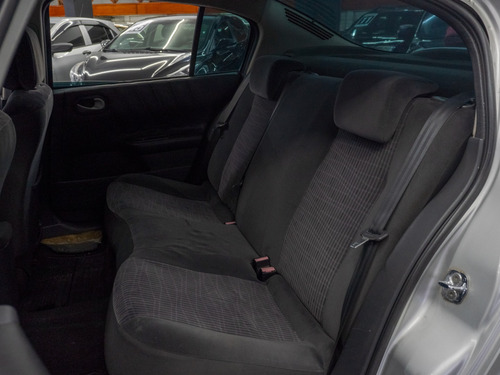 Renault Megane 1.6 DYNAMIQUE 16V FLEX 4P MANUAL