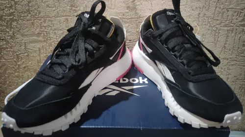 Zapatos reebok cheap originales caracteristicas