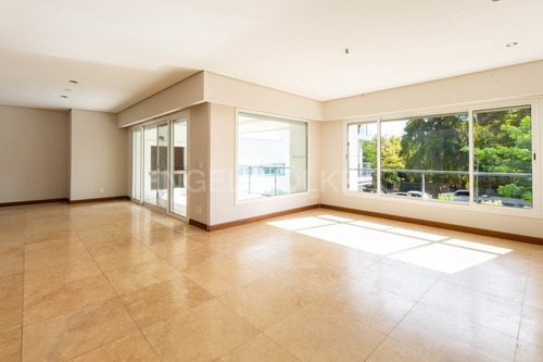 Excelente Penthouse En Venta En Carrasco - Id 5497