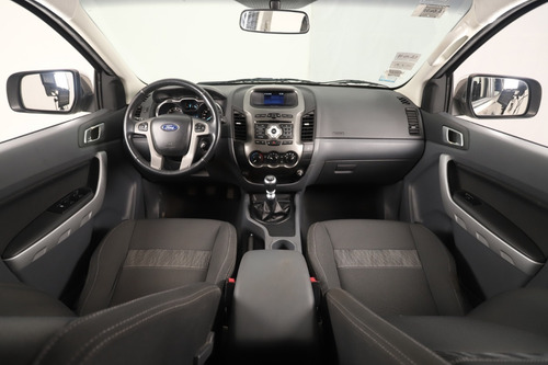 Imagen 8 de 14 de Ford Ranger 3.2 Tdi Dc 4x2 Xlt 2015