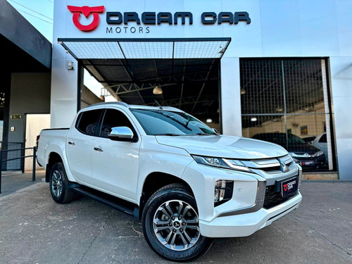 Mitsubishi L200 Triton Branco 2022