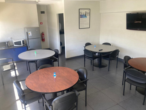 Bodega En Arriendo Con Oficina