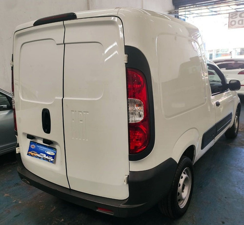Imagem 3 de 8 de Fiat Fiorino 1.4 Mpi Furgão Flex 2015