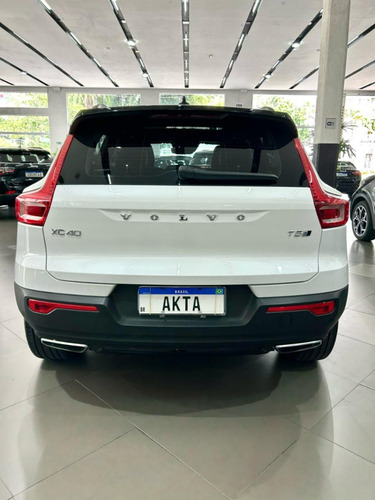 Volvo XC40 2.0 T5 GASOLINA R-DESIGN AWD GEARTRONIC