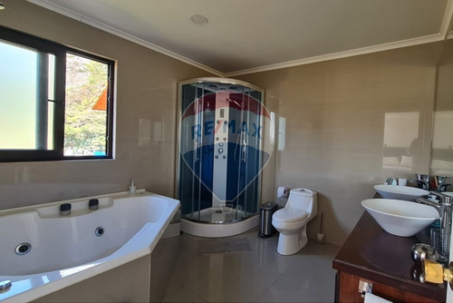Exclusiva Casa En Parcela En Paine