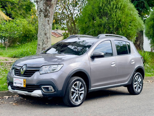 Renault Stepway 1.6 Intense Mecánica | TuCarro