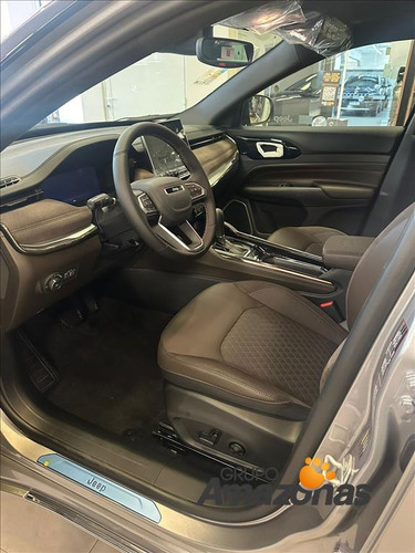 Jeep Commander 2.0 TD380 TURBO DIESEL OVERLAND AT9