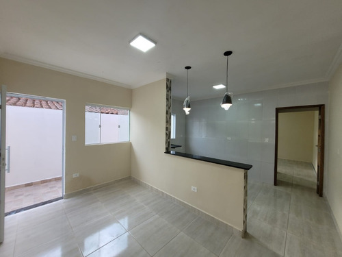 Imagem 2 de 16 de Casa Nova Com Piscina Na Praia De Mongaguá! Ref.: 10032 E