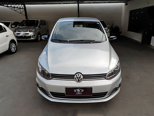 Imagem 2 de 15 de Volkswagen Fox 1.6 Msi Total Connect