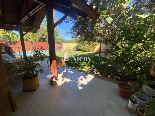 Casa Un Piso 5d 3b En Condominio, Venta San Juan Machalí