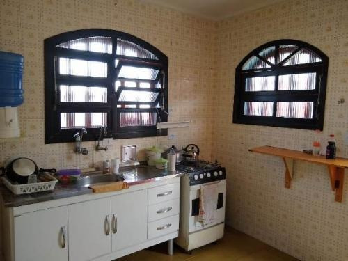 Imagem 6 de 14 de Casa Lado Praia, Com Churrasqueira, Edícula Aceita Financiar