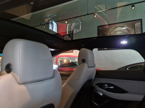 Jaguar E-Pace 2.0 16V P250 FLEX R-DYNAMIC SE AWD AUTOMÁTICO