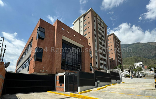 Ss: Vende Edificio 24-18862 En Los Dos Caminos De 2872,67 M2, Oportunidad