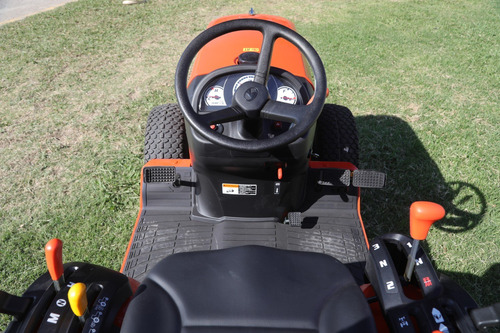 Tractor Kubota B2320 Parquero - Entrega + Saldo 12 Cheques