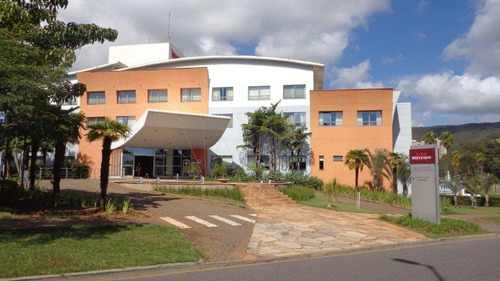 Linda Casa À Venda Com 4 Quartos Em Alphaville - Lagoa Dos Ingleses. - 1008