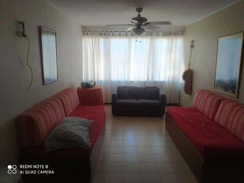 Imagen 2 de 21 de Apartamento En Alquiler Playa Grande Mls #23-11527 Yolanda Goncalves