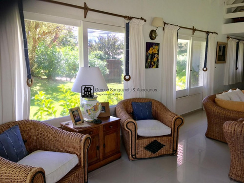 Casa En Rincón Del Indio - Punta Del Este- Ref: 1717