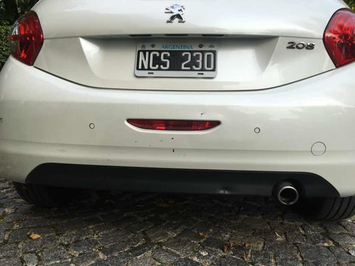 Peugeot 208 1.6 Feline 2013