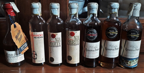 Botellita Miniatura Peters Vino Marbete Blanco C.contenido (Usado)