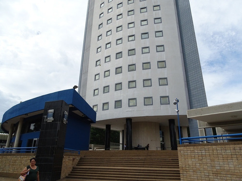 Excelente Oficina En Venta En Excelente Torre Ejecutiva Codigo 568069
