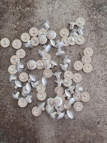 Remache Aluminio Macizo 6 X 8 Mm De Golpe Cab/bombé X 500 Un