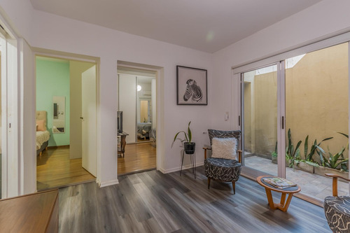 Venta P.h. 4 Ambientes, Con Patio, Quincho Y Terraza Propia. Barrio Flores. A Nuevo !!!