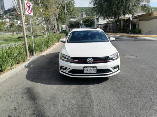 Imagen 4 de 10 de Volkswagen Jetta 2.0 Gli Dsg At 2016