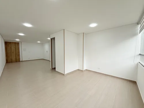 Local En Venta En Novaterra. Cod V1541