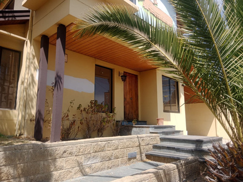 Broker Comercial Bosques 4d-3b-3est-patio