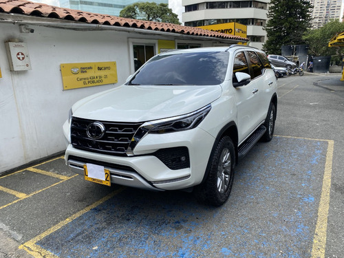Toyota Fortuner 2.4 Srv Diesel 4x2 2022