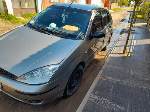 Ford Focus 1.6 Ambiente 2005