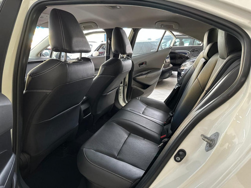 Toyota Corolla 1.8 Altis Hybrid Flex Aut. 4p Hibrido Flex