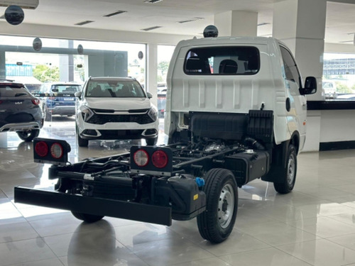 Kia Bongo 2.5 K2500 4X4 Rs Turbo S/ Carroceria 2P