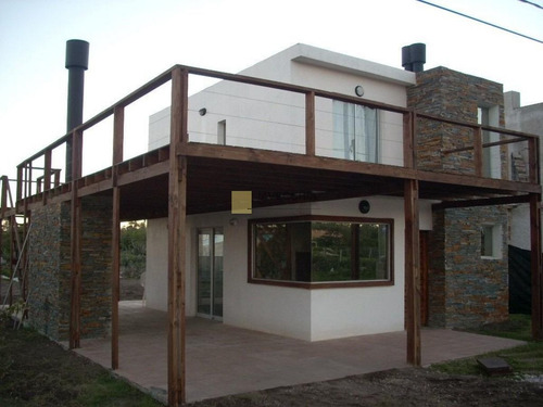 Imagen 1 de 11 de Venta De Casa De 2 Dormitorios En Balneario Buenos Aires