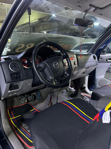 Mazda Bt50, Año 2012.
