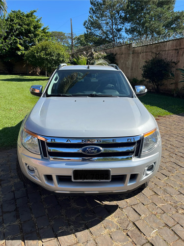Ford Ranger 3.2 Limited Cab. Dupla 4x4 Aut. 4p