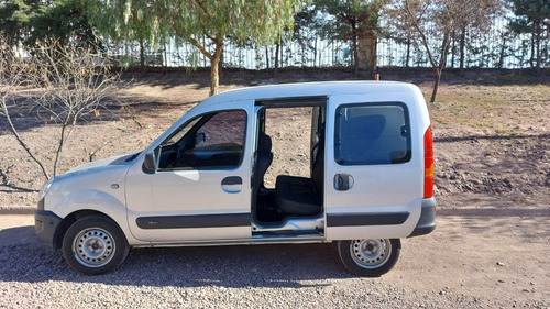 Imagen 4 de 4 de Renault Kangoo Ph3 Confort 1.6 5 Asientos