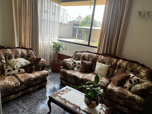 Venta De Casa En Santa Ana Tlapaltitlán Toluca A Dos Cuadras De Comonfort