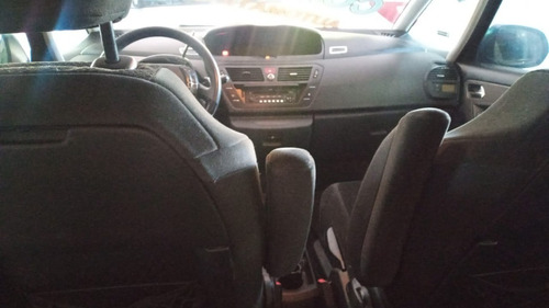 Imagem 4 de 10 de Citroen C4 Picasso Glx 2.0 Gasol. 2010