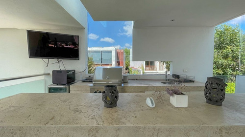 Imagen 10 de 30 de Casa En Venta En Fracc. Cumbres De Santa Fe, Espectacular Y