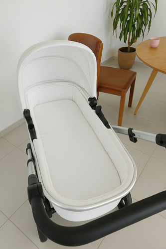 Colchão Carrinho Bebê Acolchoado Colchonete Moises Algodão Cor Branco
