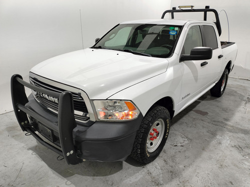 RAM ST 4p SLT Crew Cab V8/5.7 Aut 4x4 Trabajo