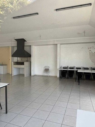 Oportunidad - Amplio Departamento (69961)