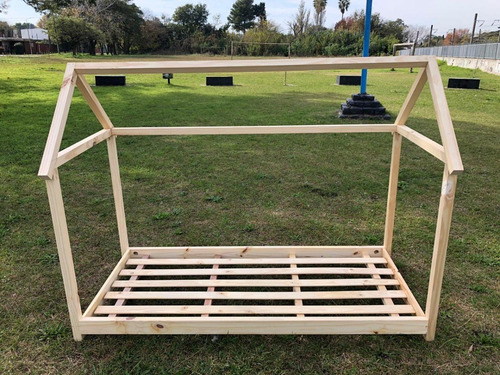 Imagen 4 de 6 de Cama Casita Montessori