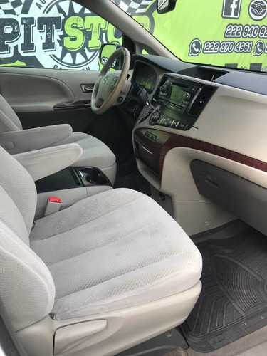 Imagen 13 de 13 de Toyota Sienna 2014 3.5 Xle Mt