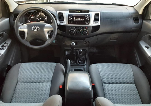 Toyota Hilux 3.0 Cd Sr 171cv 4x4 - C3 2014